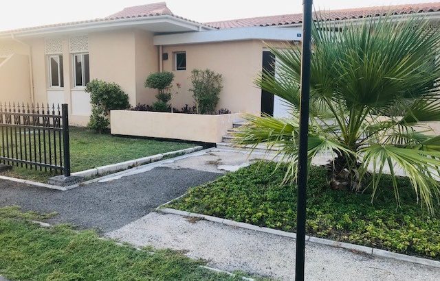 Saar Compound 3 BR Bungalow for lease